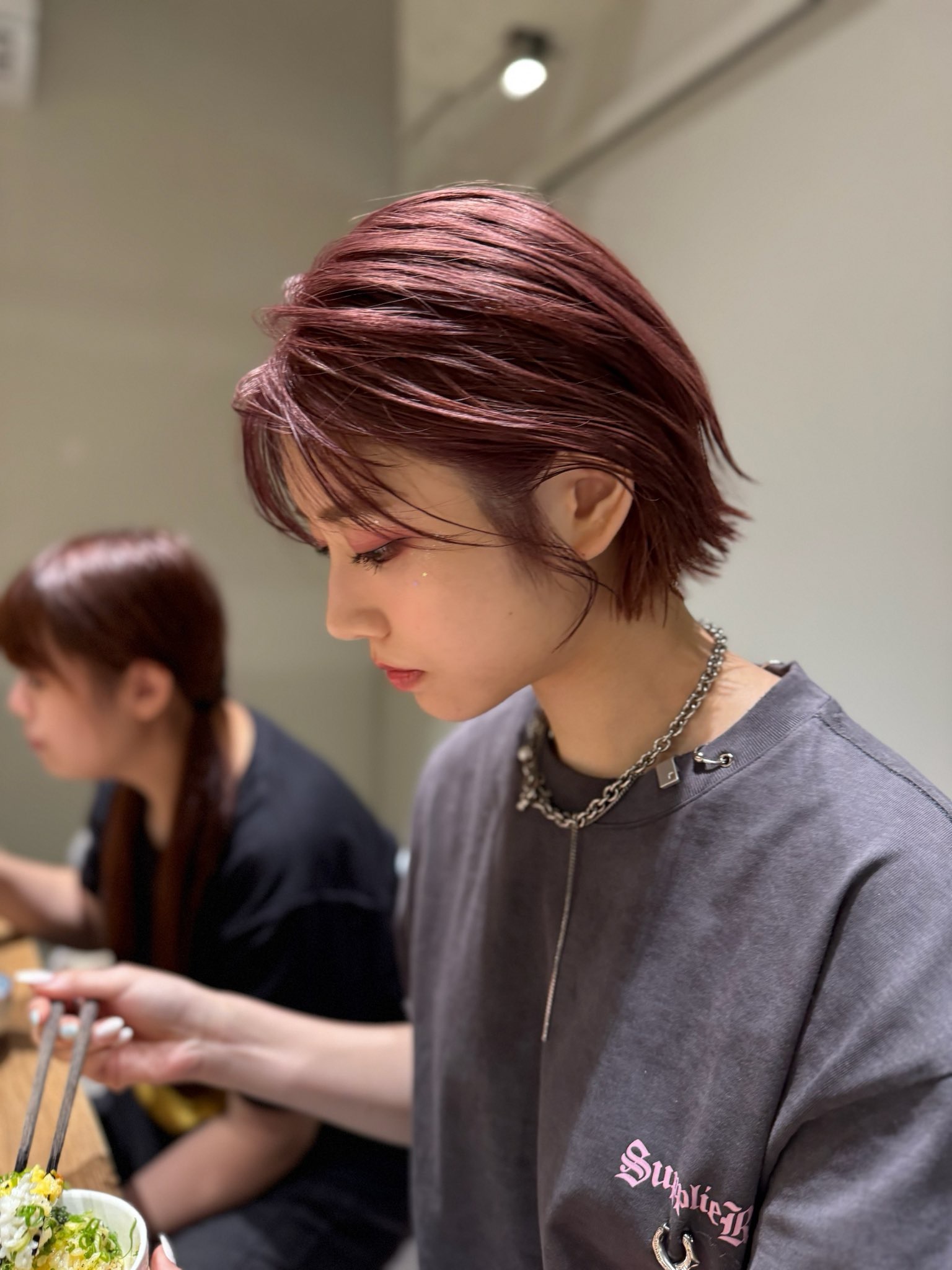 萌名(河北彩伽)が"ハンサムな彼女"だと話題